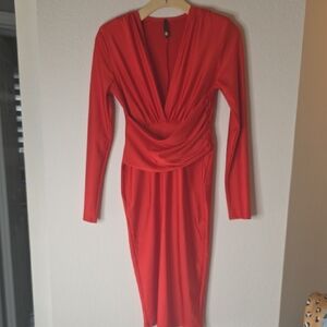 Elegant Red Long Sleeve Dress